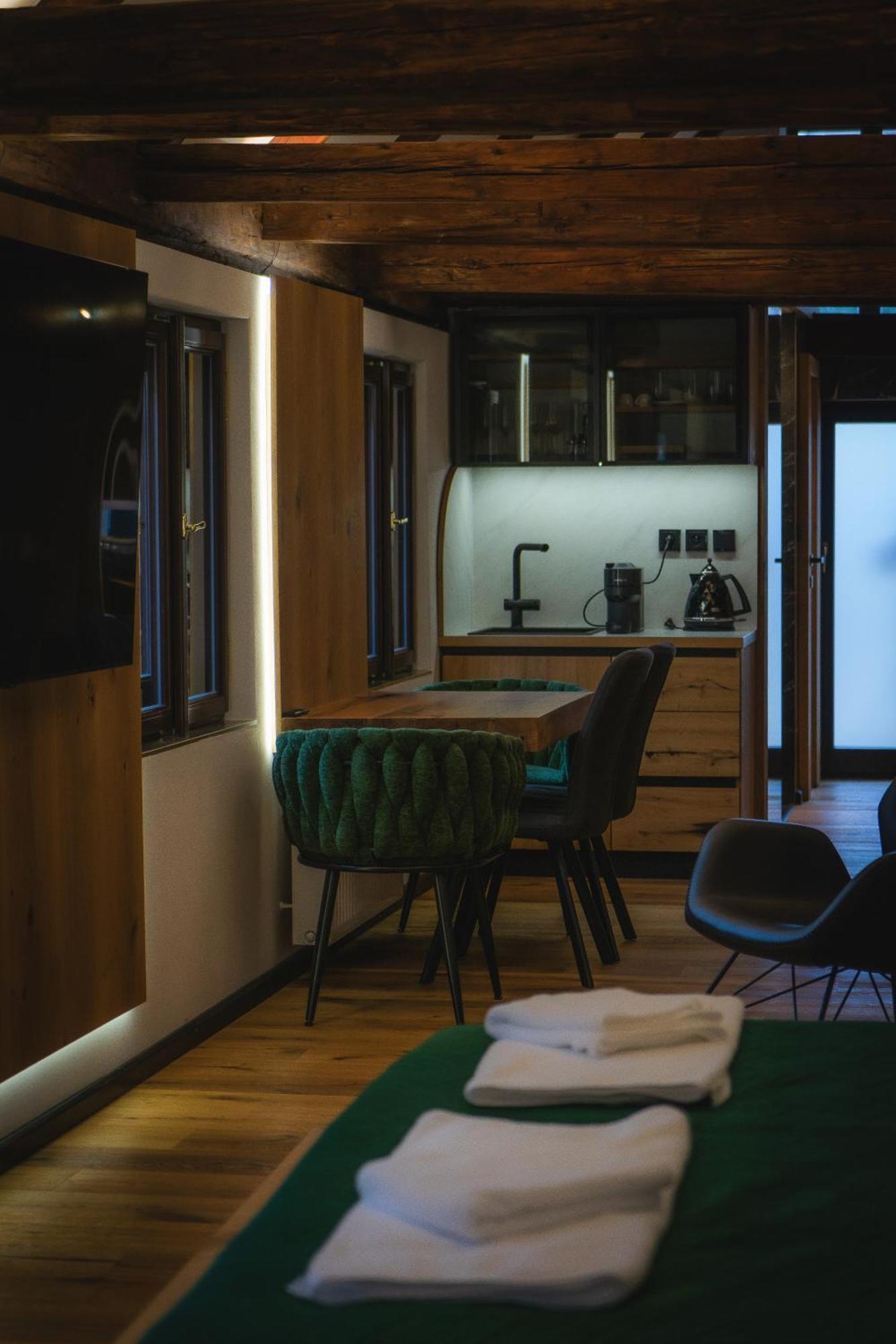 Parkan 127 Apartments Český Krumlov المظهر الخارجي الصورة